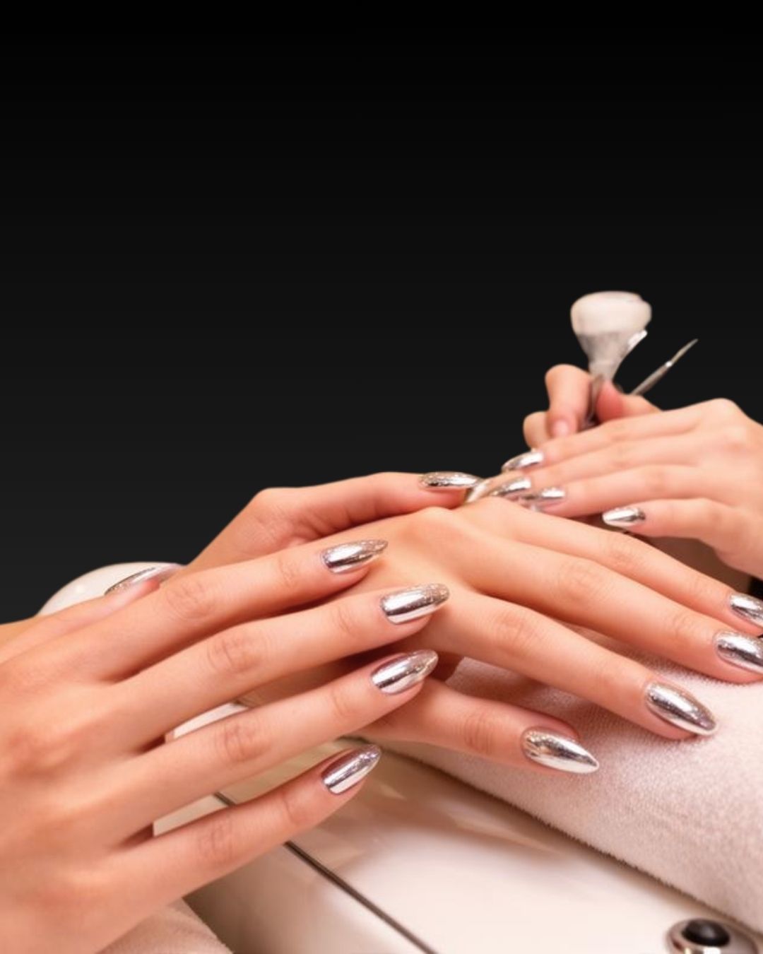 Chrome Nails 01